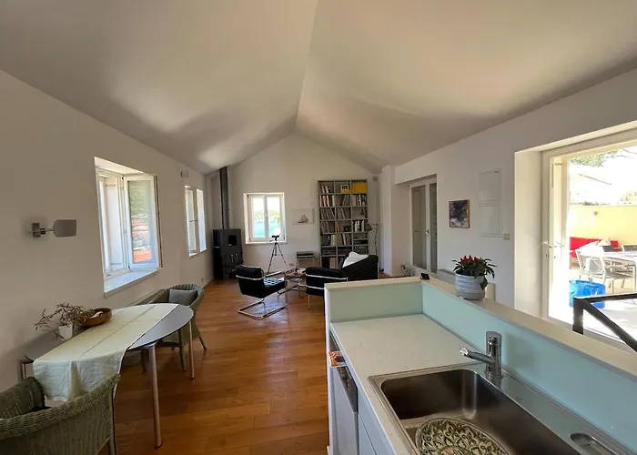 Fortuna House Vis