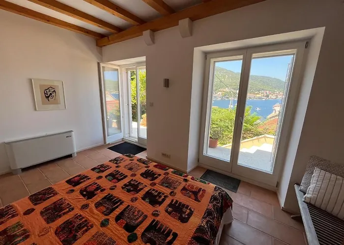 Fortuna House Vis