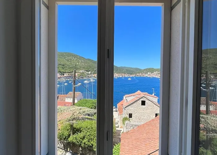 Fortuna House Vis