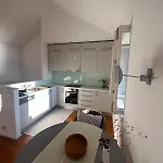 Fortuna House * Vis