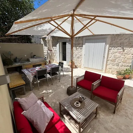 Fortuna House Villa *
