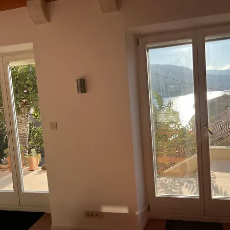 Fortuna House * Vis